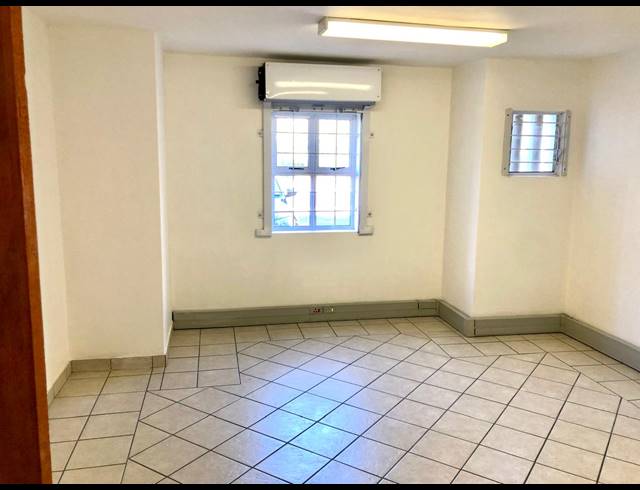 438M² WAREHOUSE TO LET IN WESTLAKE